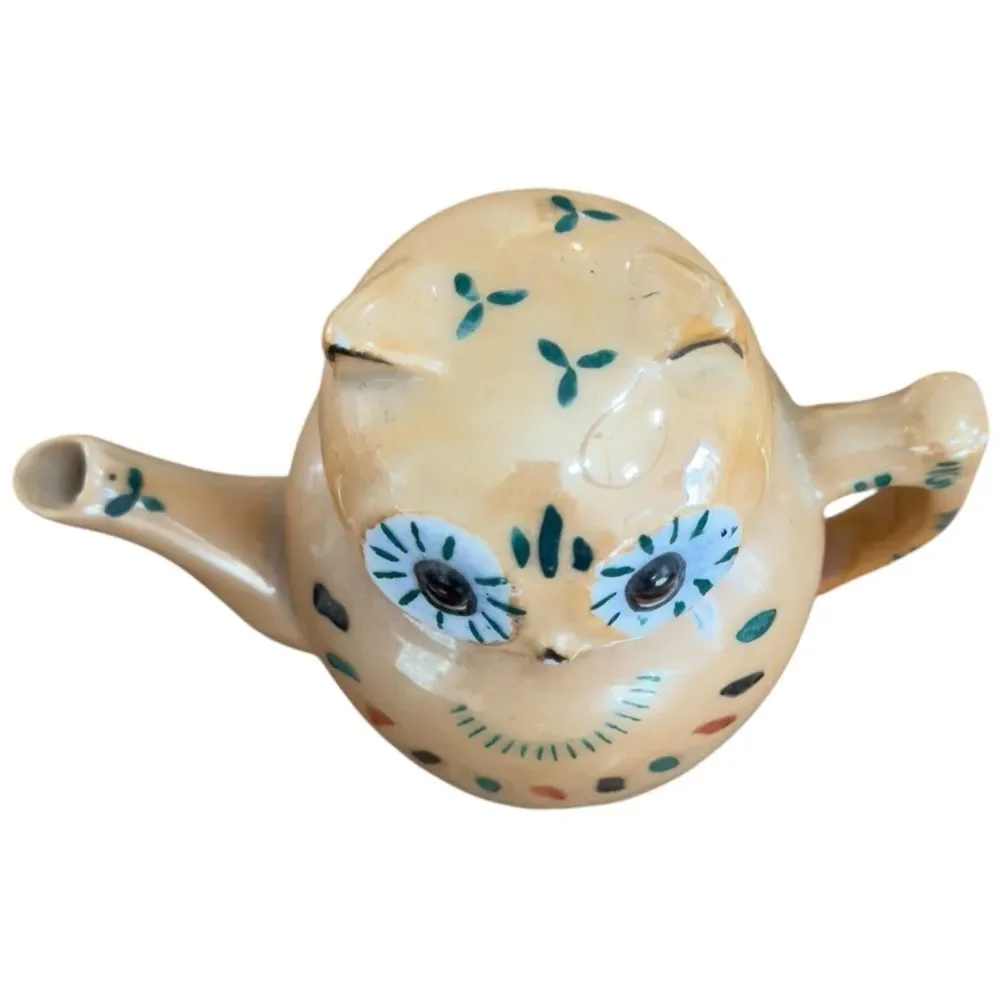 Vintage Pier 1 Whimsical Decorative Small Owl Teapot. Home Decor & Accents.